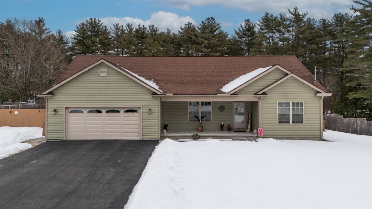53 Division Road - Queensbury, NY