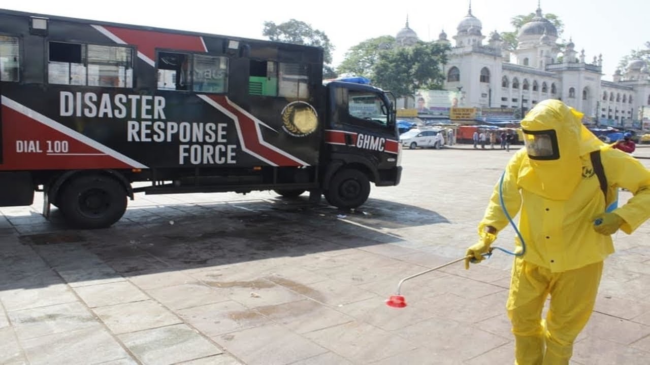 GHMC's Disaster Response Force is spraying disinfectants in public places in Hyderabad| Hybiz TV