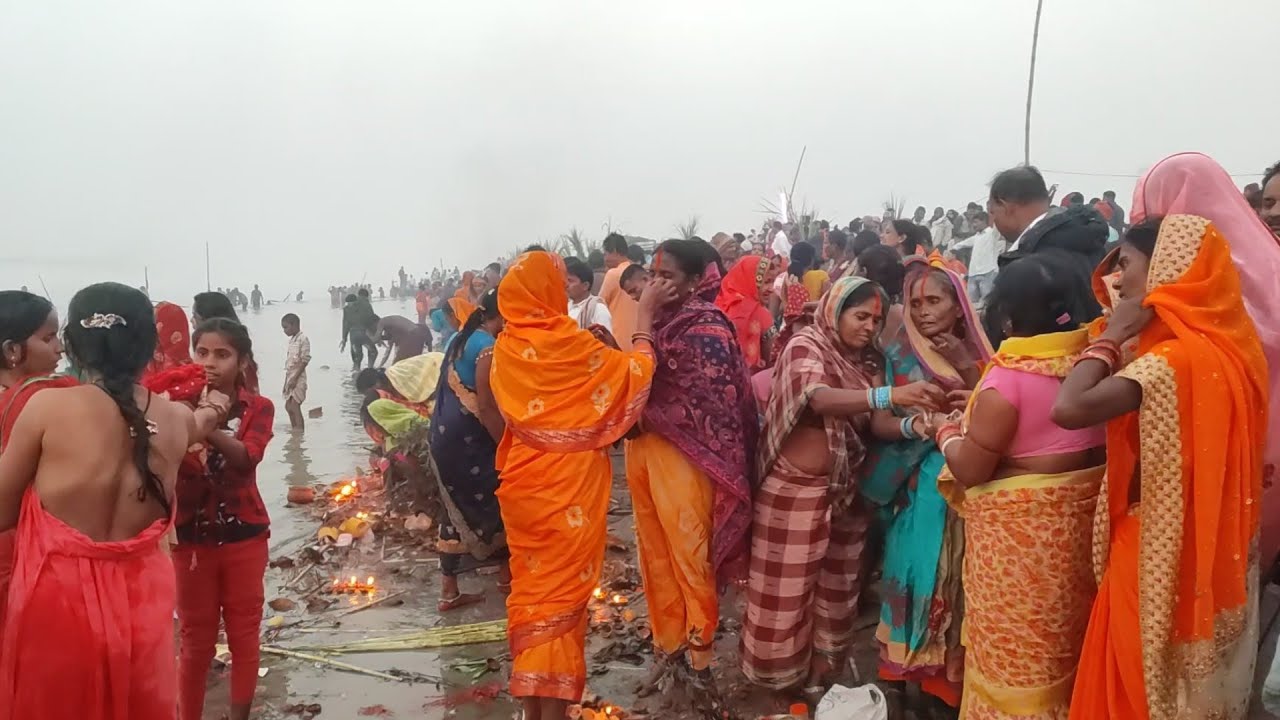 ganga ghat par mela, गंगा घाट पर मेला, ganga snan new video, ganga snan video