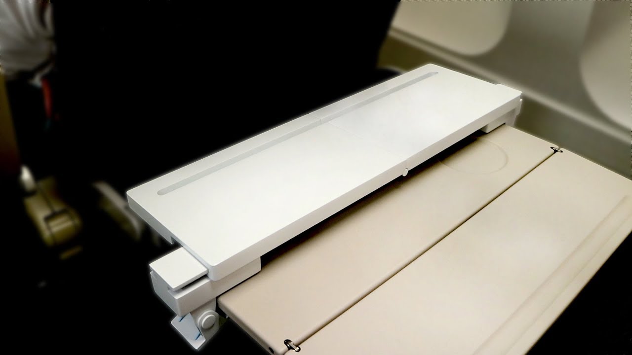 AeroTable : the world's first flight carry-on table