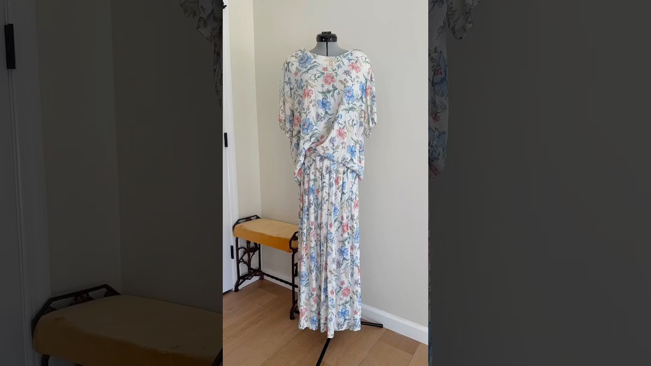 beginner level thrift flip 🪡 #sewing #tutorial #sewingprojects