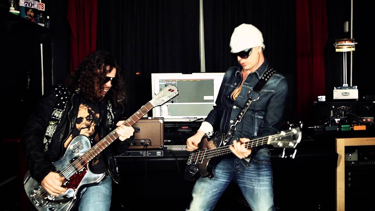 HARDEN ENGINEERING EXCALIBUR GUITAR AND BASS JAM PART 1