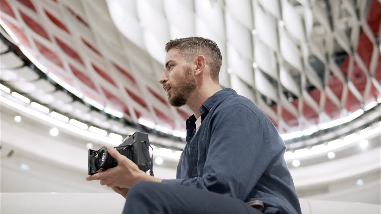 InstantKon SF70 Instant Camera (Interview)