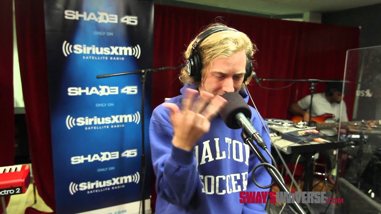 Asher Roth Performs 