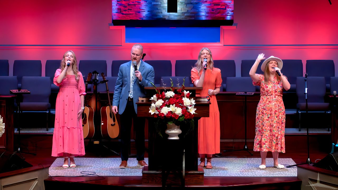 Who Is He In Yonder Stall - The Morrison Sisters