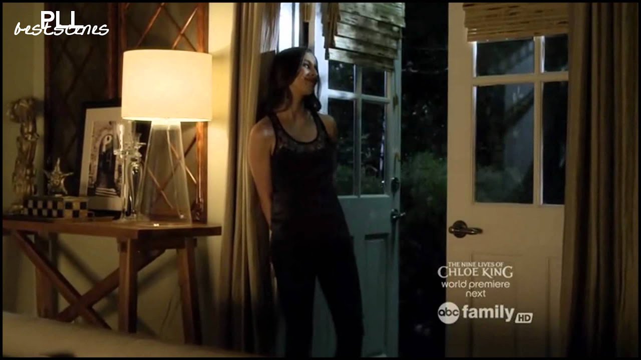 Pretty Little Liars - 02x01 - Toby walks Spencer home; The girls meet up + text Ian