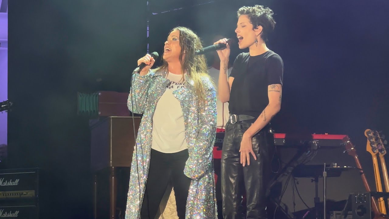 Alanis Morissette and Halsey - Alanis' Interlude (We Can Survive LA) (4K HDR, HQ Audio, 1st Row)