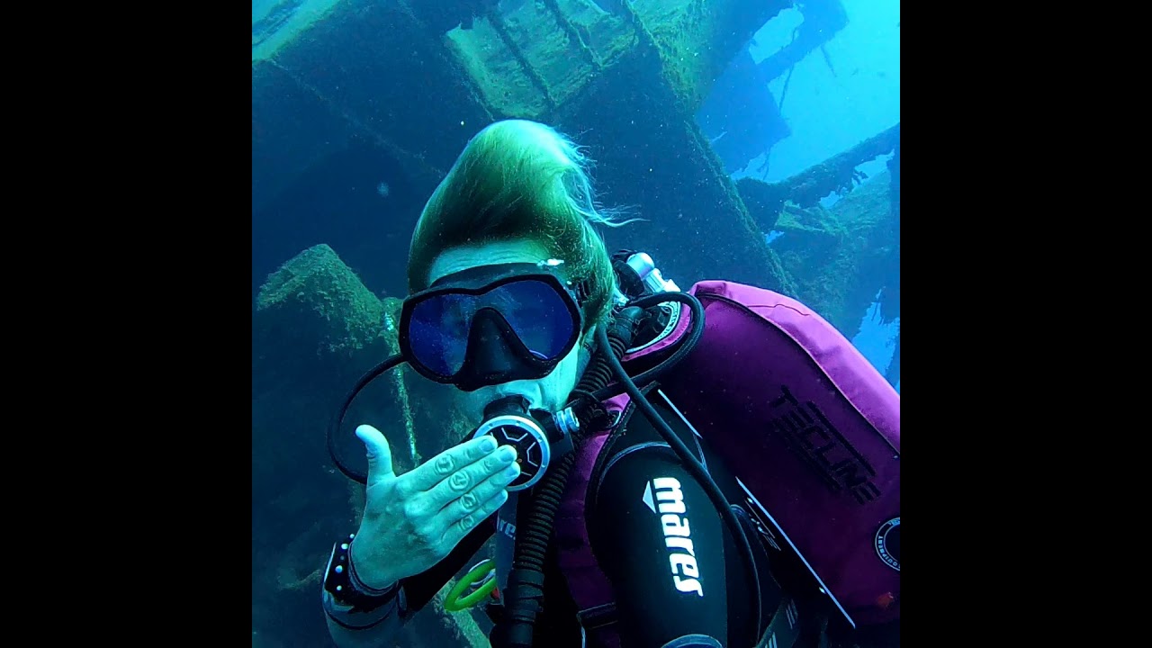 Diving in Tabaiba wreck in Halloween. Tenerife 2021