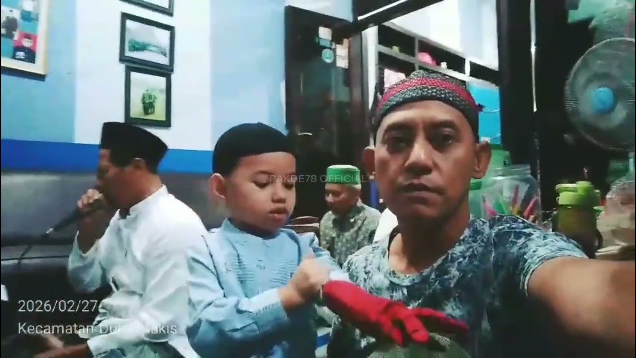 Selesai menjalankan ibadah sholat tarawih,di lanjut istigozah rutin di rumah,setiap akhir bulan