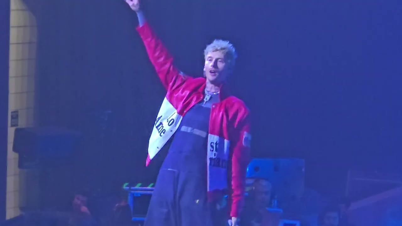Machine Gun Kelly Starman O2 Arena London 05/03/26 - Lost Americana Tour