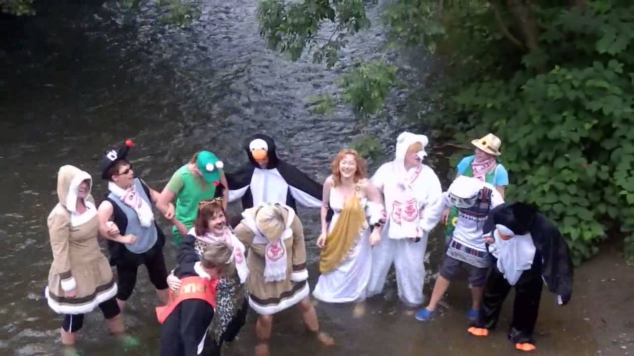 Cold Water Challenge 2014 Damenkommitee Saalhausen