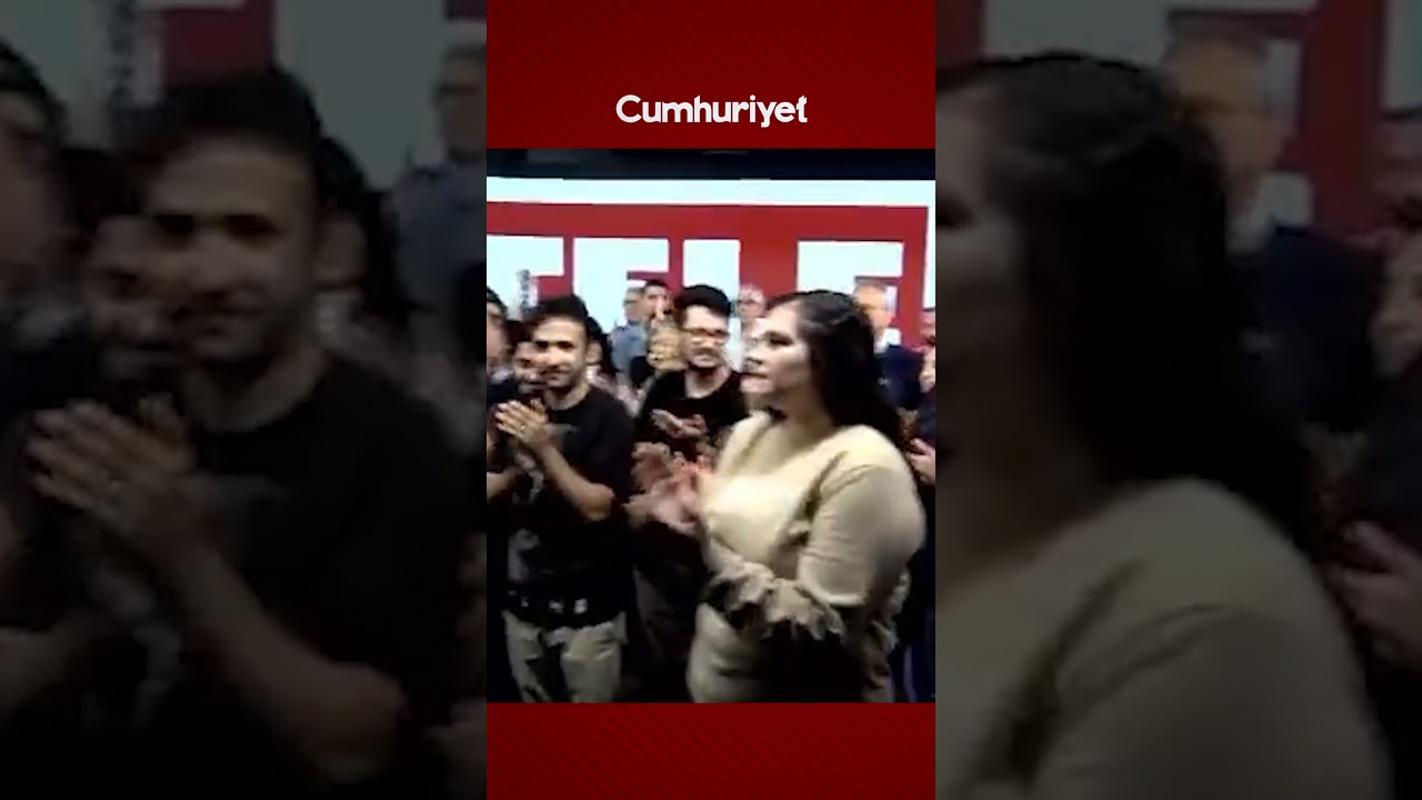 Kayyum kararı sonrası 'istifa' kararı alan TELE1 emek&ccedil;ileri st&uuml;dyolarına b&ouml;yle veda etti...