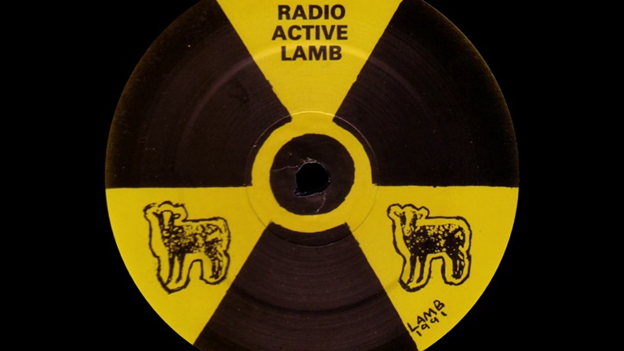 2 Kilos ? - Fly Bongo Special [Radioactive Lamb]