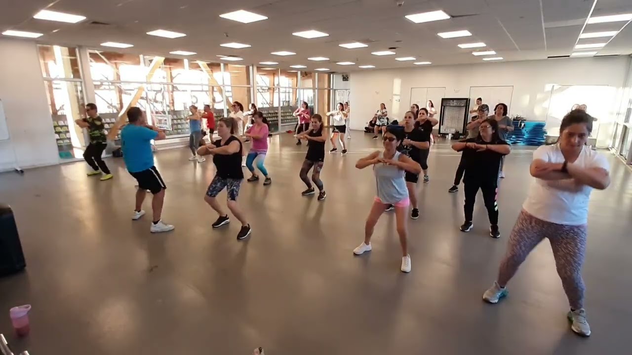 Baile entretenido 11 Jueves 12 de febrero 2026 profesor Eduardo Ramírez CEVS lo Espejo