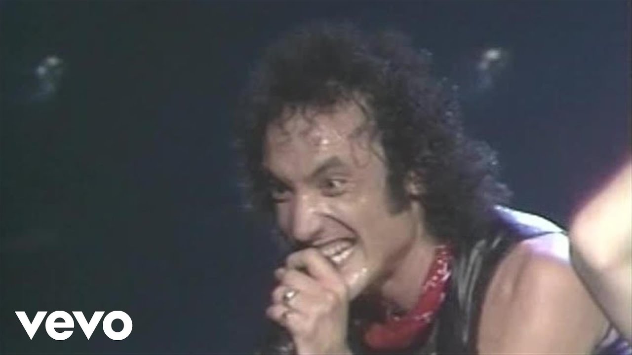 Quiet Riot - Let's Get Crazy (Live)