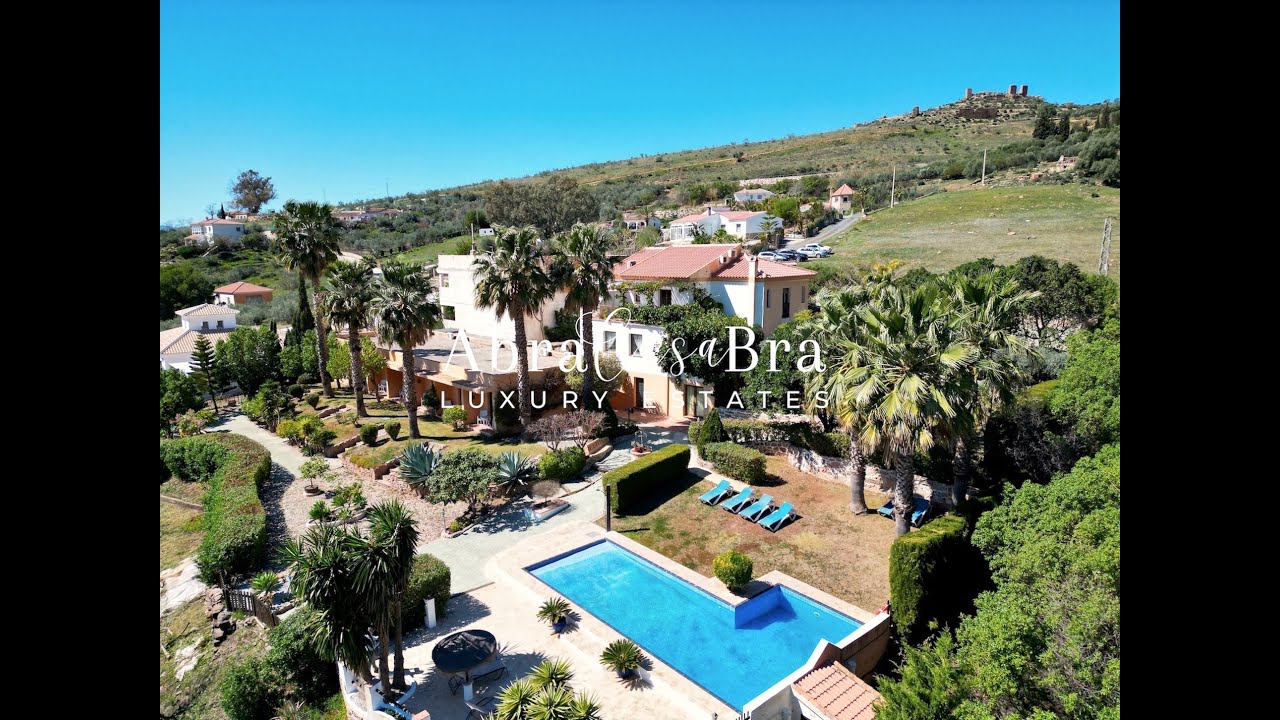 Your chance to own a famous Hotel in Axarquia - Andalusia!