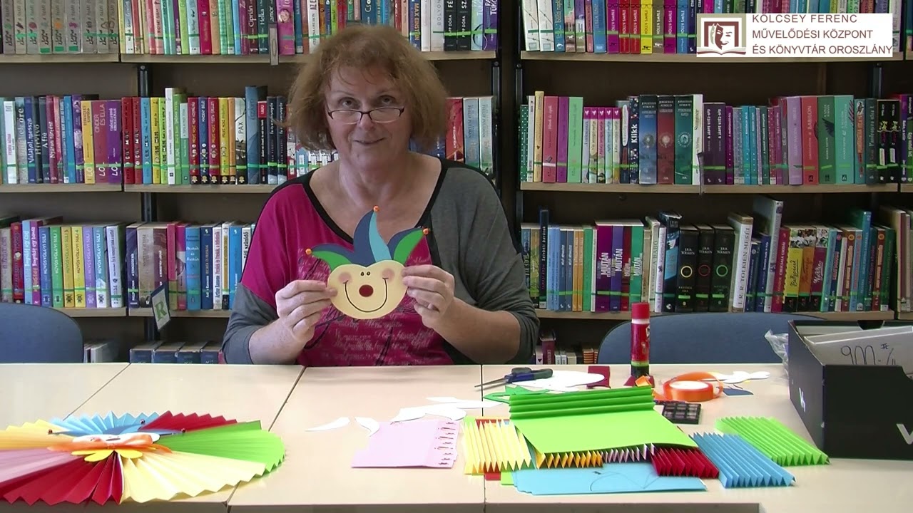 Könyves Bütykölde  - Farsangi dekoráció
