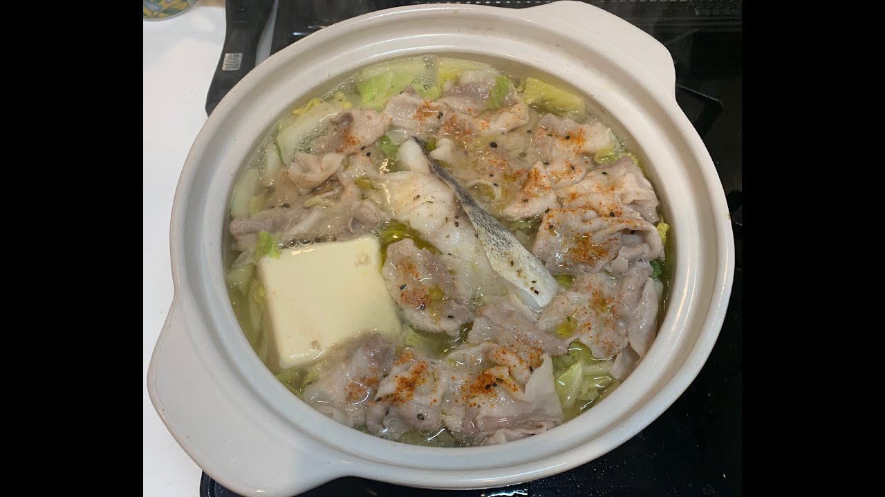 今日のごはん　鍋（豚バラ、鱈、白菜、豆腐）