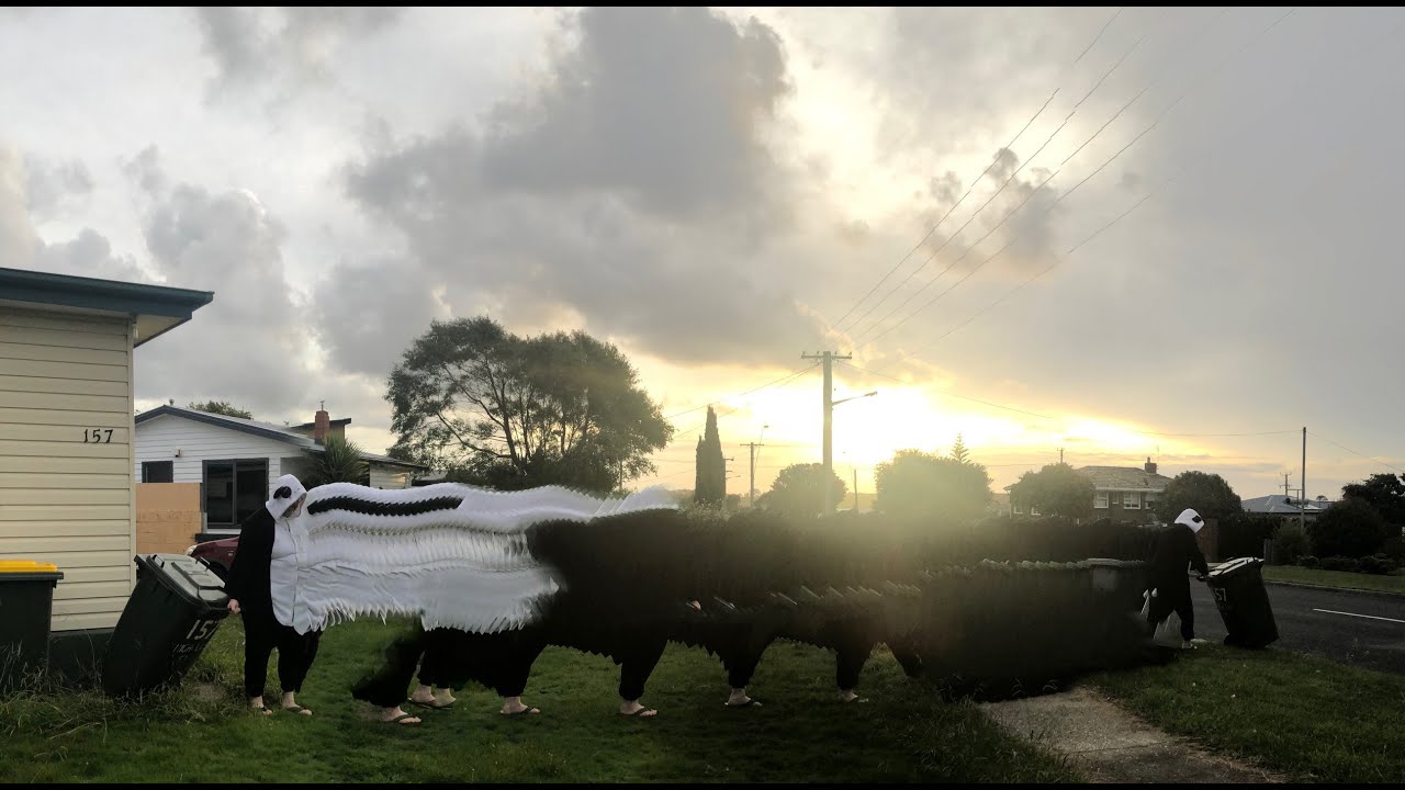 Social Distancing Livestream with AngryAussie 22Apr2020