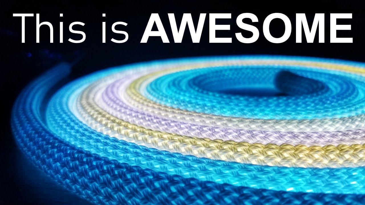 This is AWESOME! Flexible in EVERY Direction + 360° Uniform Lighting!