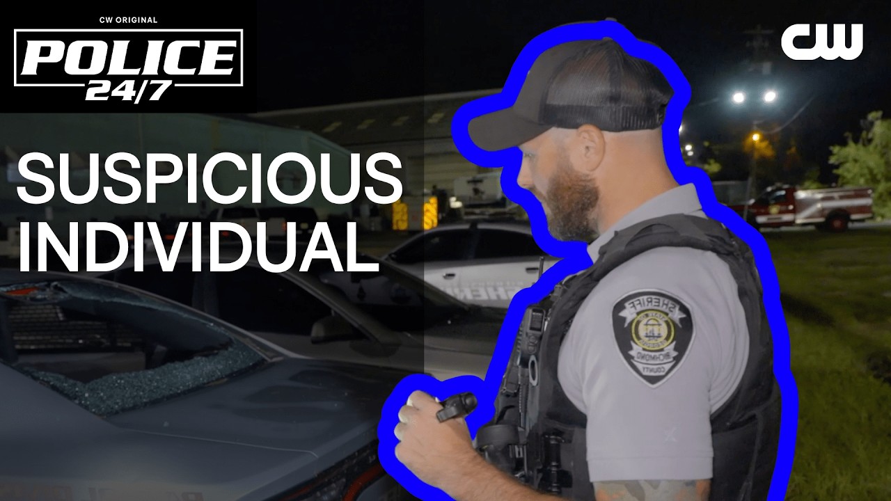 Cops Run After Suspicious People Out Past Hurricane Curfew | Police 24/7 | The CW