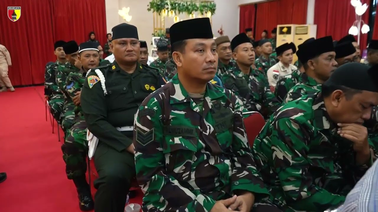 Komandan Kogartap III Surabaya Pimpin Buka Puasa Bersama Prajurit dan Santuni Anak Yatim