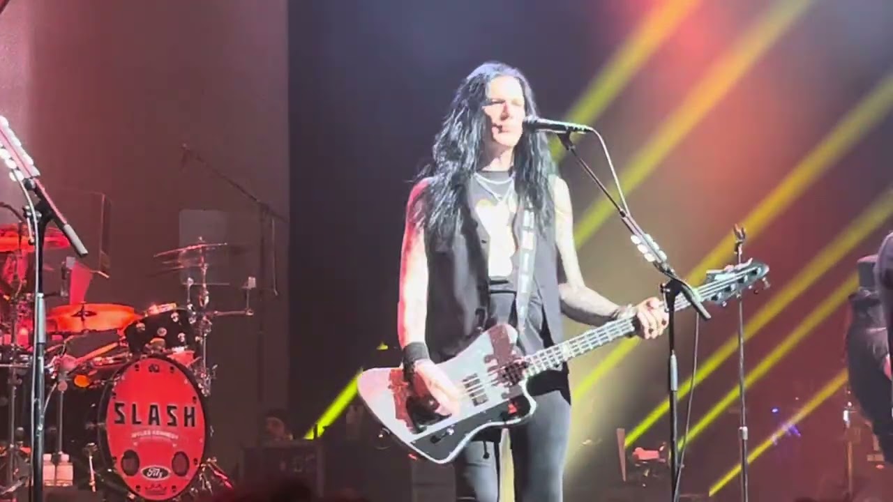 Slash featuring Myles Kennedy&The Conspirators-Starlight. Live@Japan Osaka(2/3/2024)