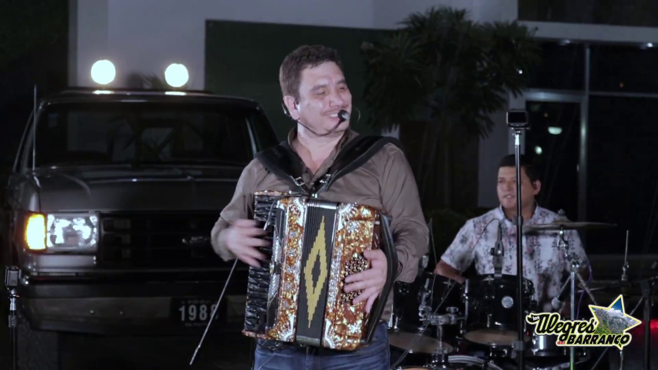 El Humito Apestoso - Los Alegres Del Barranco
