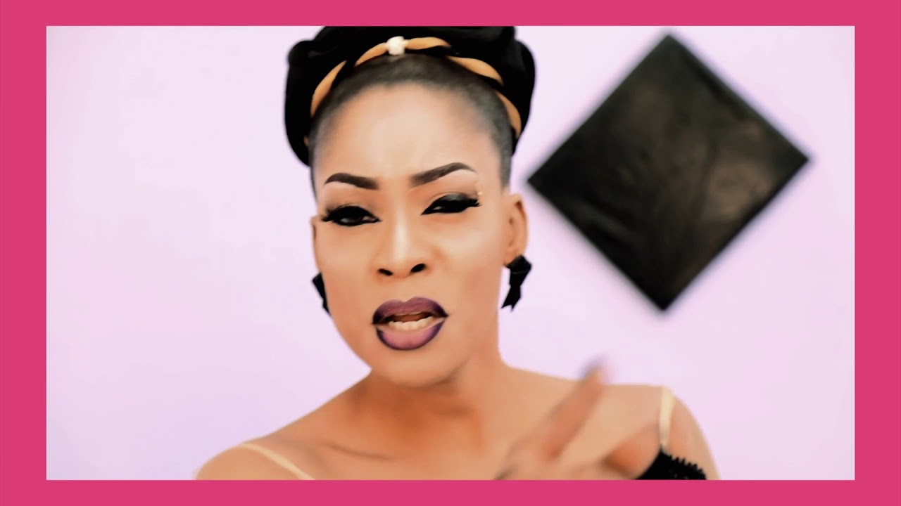 Astou Niam&eacute;  Den Kisse (clip officiel )