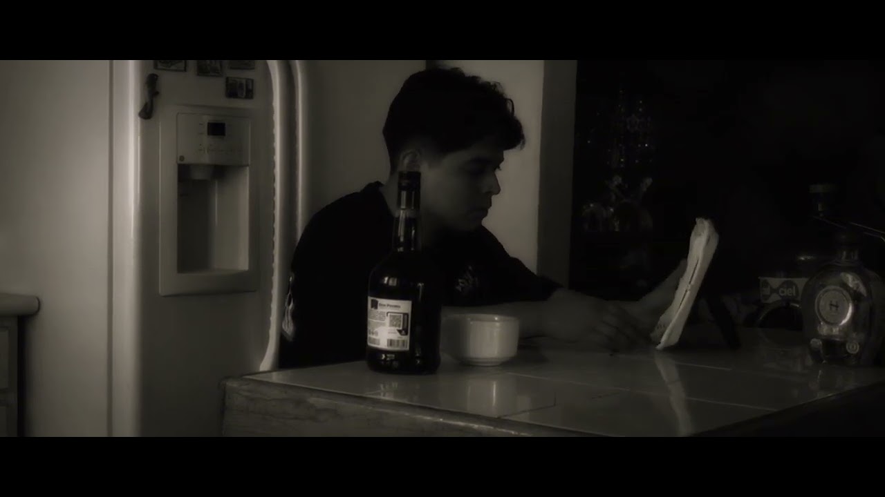 Sucia Elegancia & @RIP0800  (RestInPeace) - Llueve