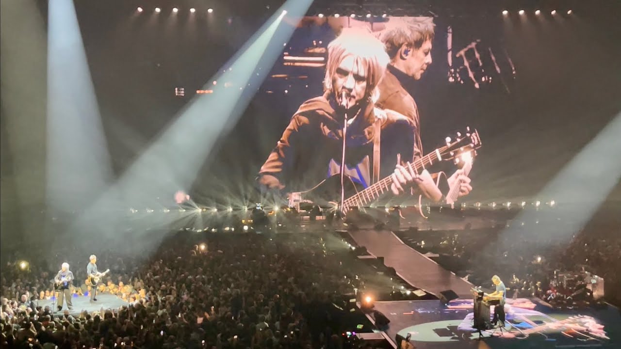 Indochine - La vie est belle (Live Arena Tour 2025 - Zénith de Toulouse 3)