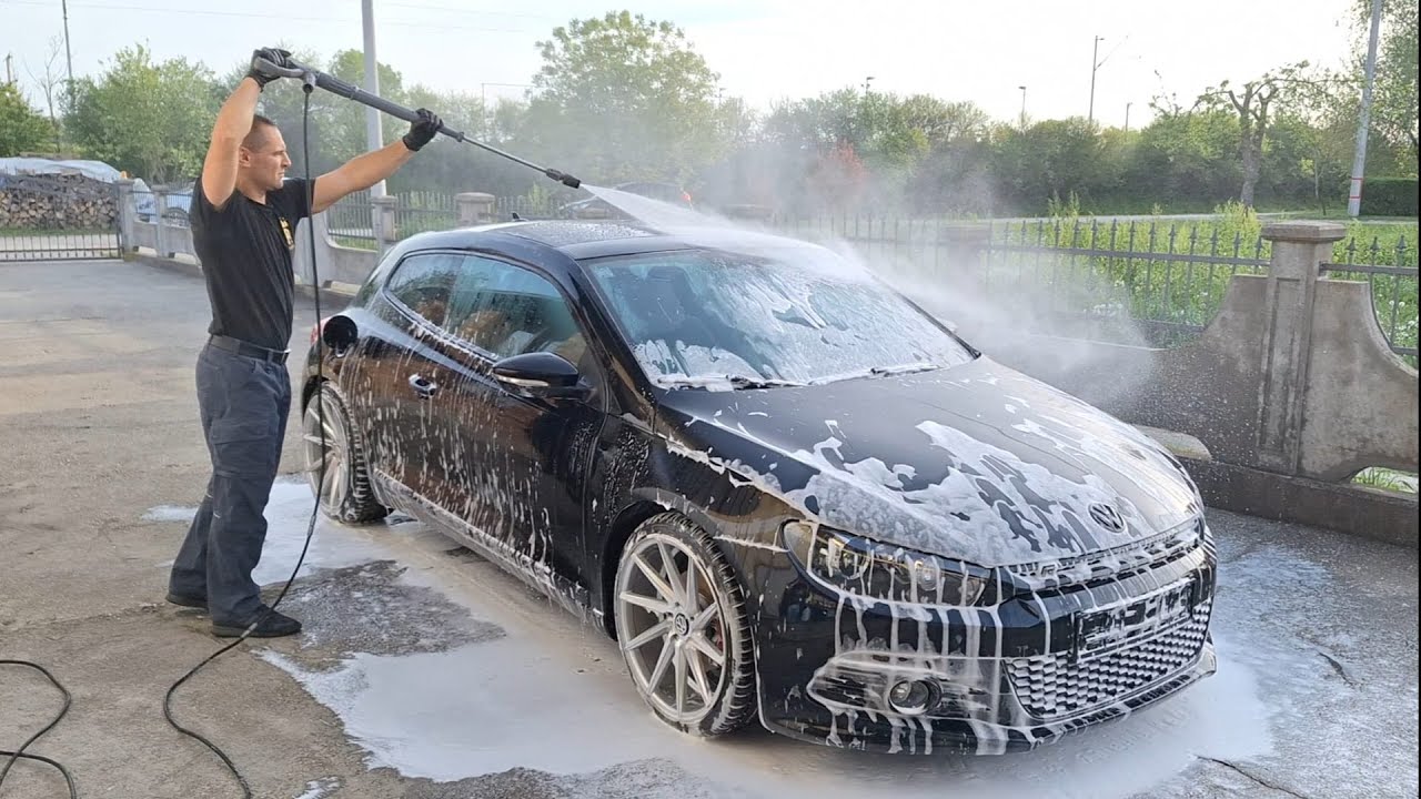 VW SCIROCCO - WASHING AND POLISH