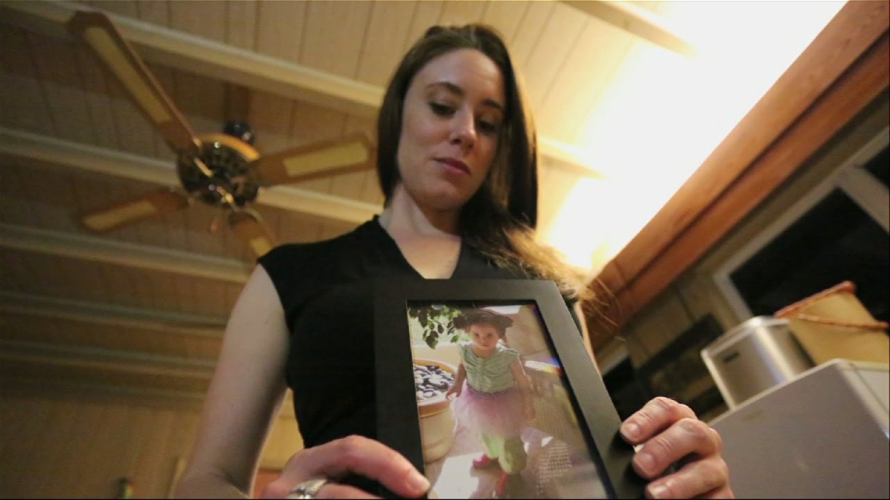 Casey Anthony Likes Going To Bars, Being Recognized, Drinking Jack And Coke: AP