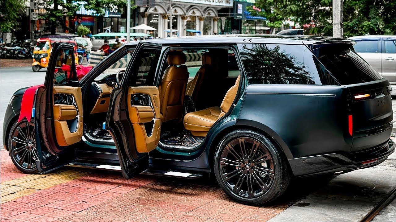 Range Rover SE Autobiography - 7 Seater King of Luxury SUV! | Interior And Exterior