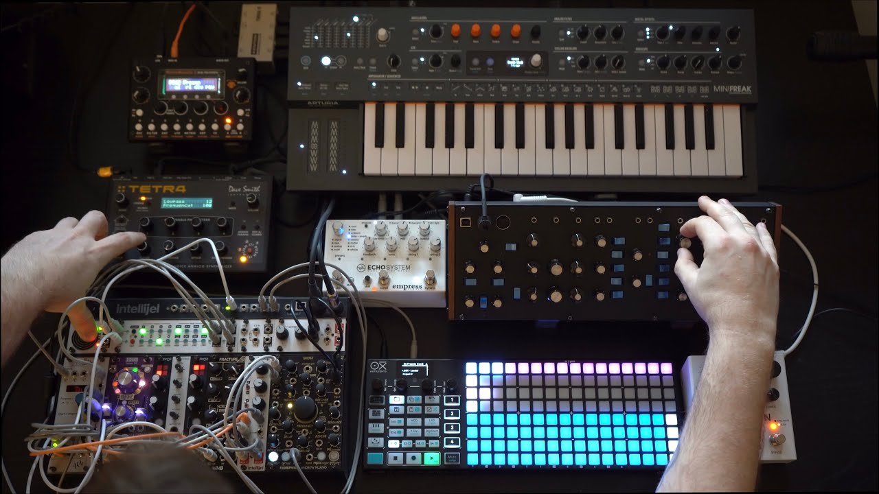 Mood jam w/ Oxi One, MiniFreak, MicroMonsta 2, Model D, Tetra, Polymoon, Echosystem, and eurorack