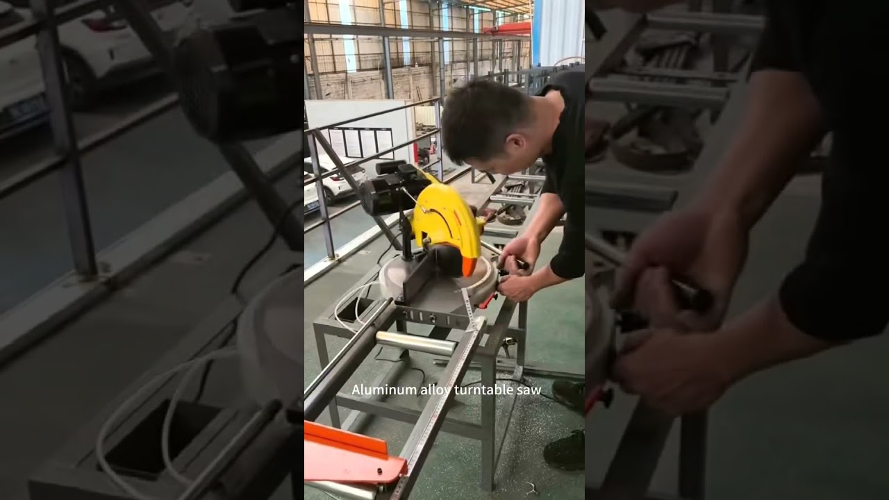 Aluminum alloy turntable saw