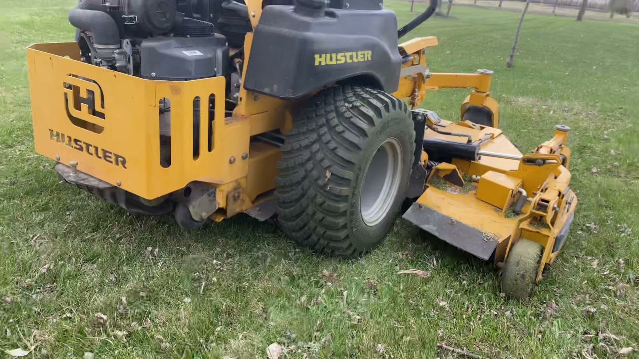 Hustler Super 104 on Carlisle versa turfs