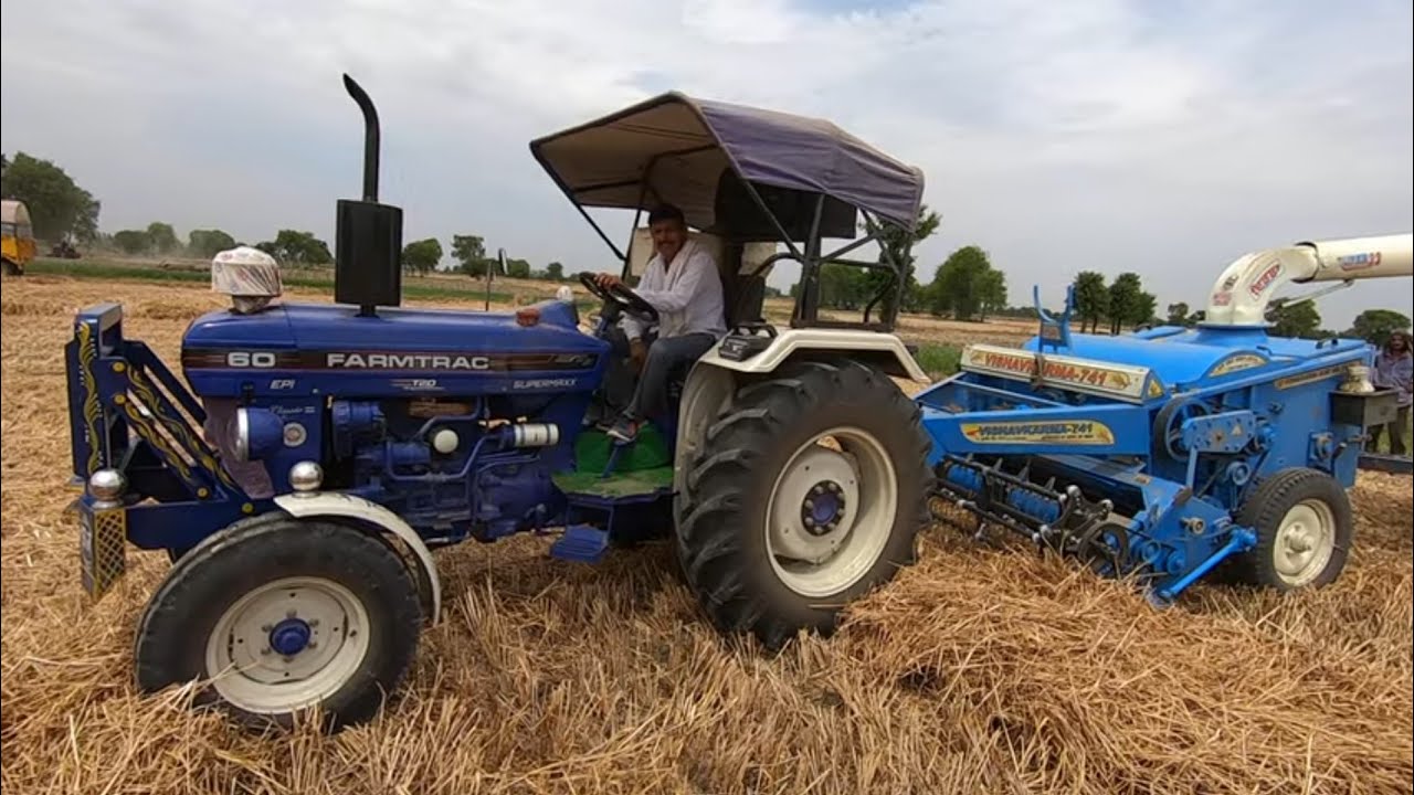 सच बताया किसान ने कितना डिजल लेता है straw reaper मे Farmtrac 60 T20 tractor with straw reaper