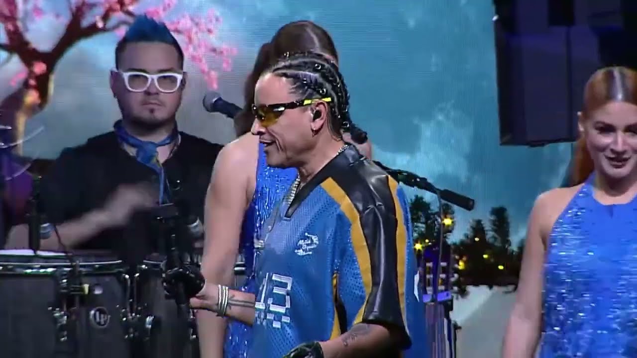Elvis Crespo se presenta en el Paseo de la Princesa San Juan PR 2024