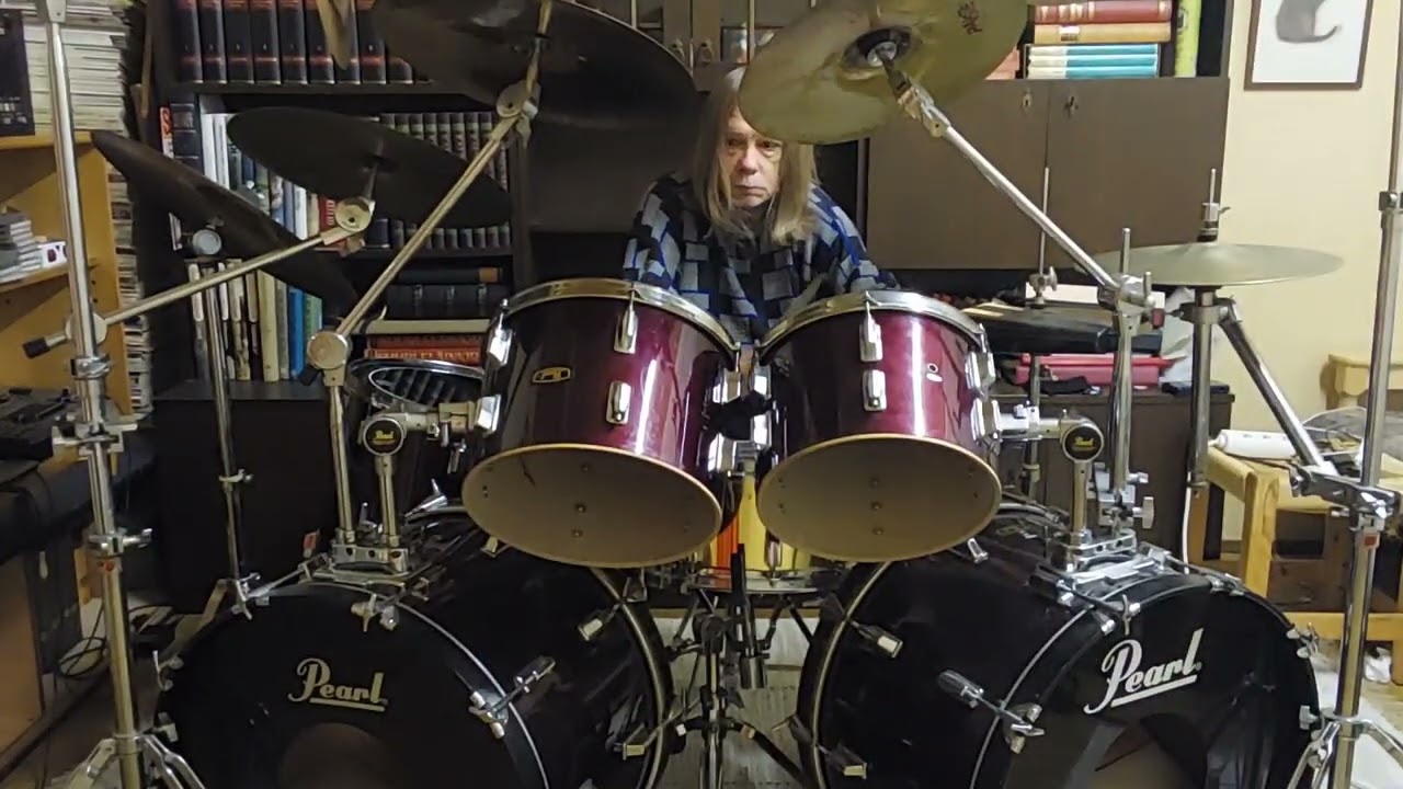 Part 2 TESTING 35+ YEARS OLD REMO EBONY SERIES PINSTRIPE DRUM HEADS (Tom Toms only) High tuning.