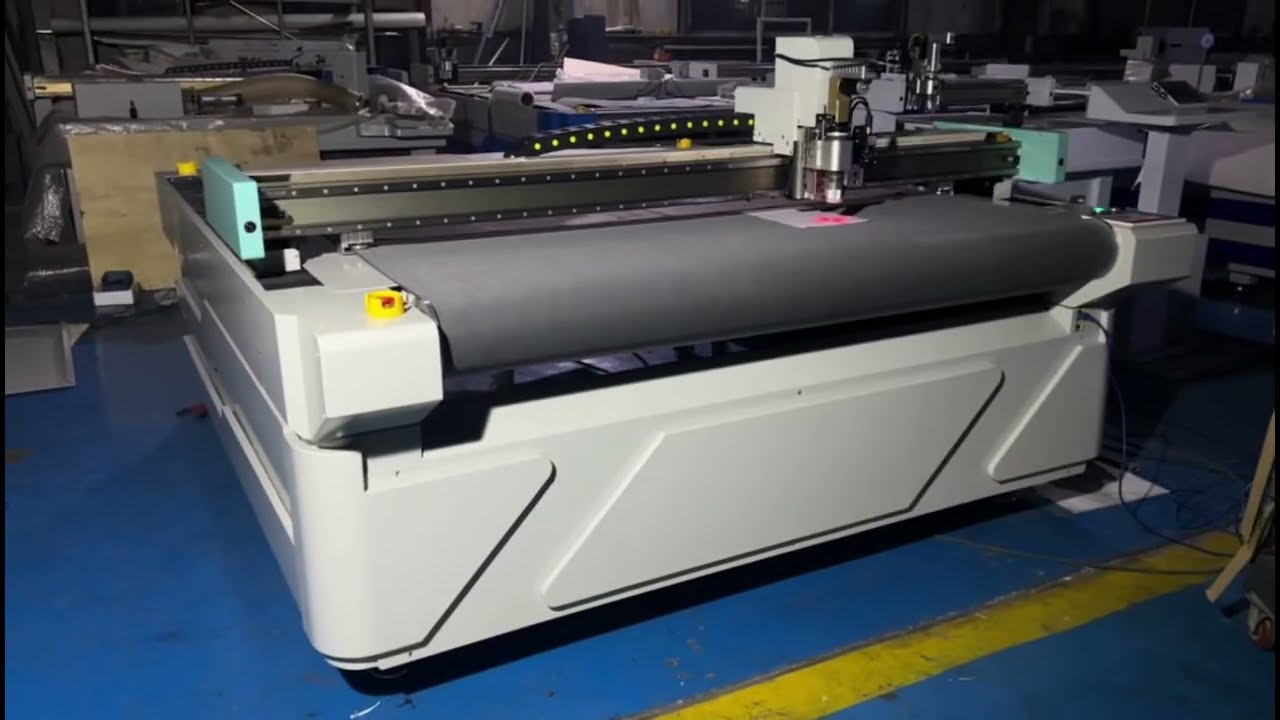 Digital Knife Cutting Machine with CCD Camera Working Show #digital #knife #cutting #machine #camera