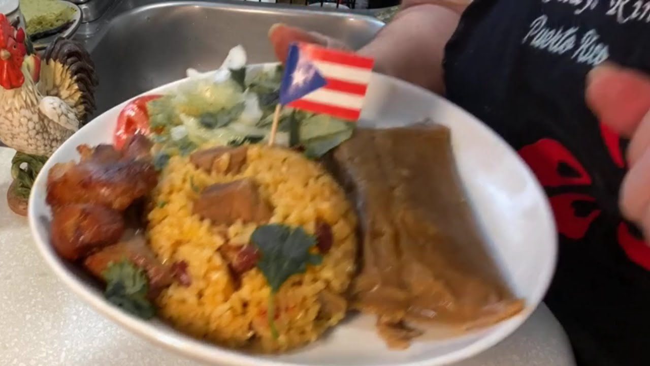 ARROZ CON HABICHUELAS Y COSTILLAS DESHUESADAS 🇵🇷