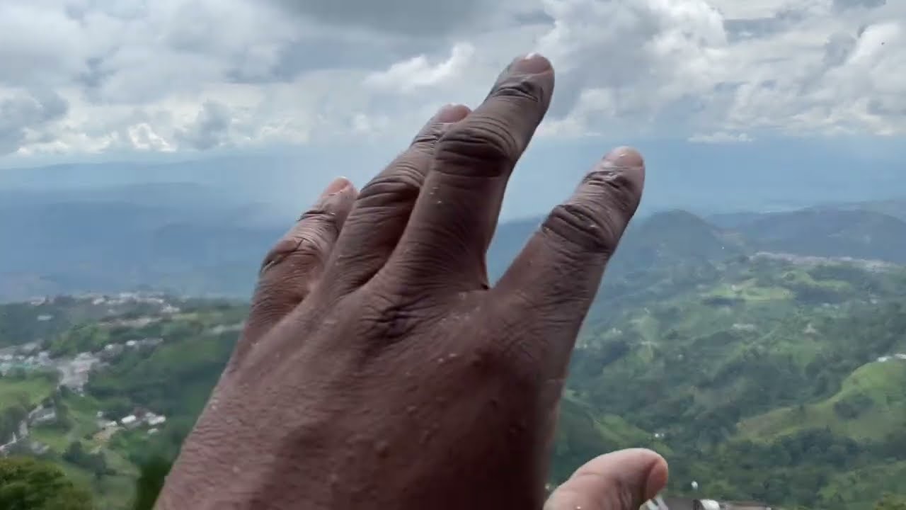 Cheaper Than Mexico & a Great Place to Retire Too w/ The Most Spectacular Views: Manizales, Colombia