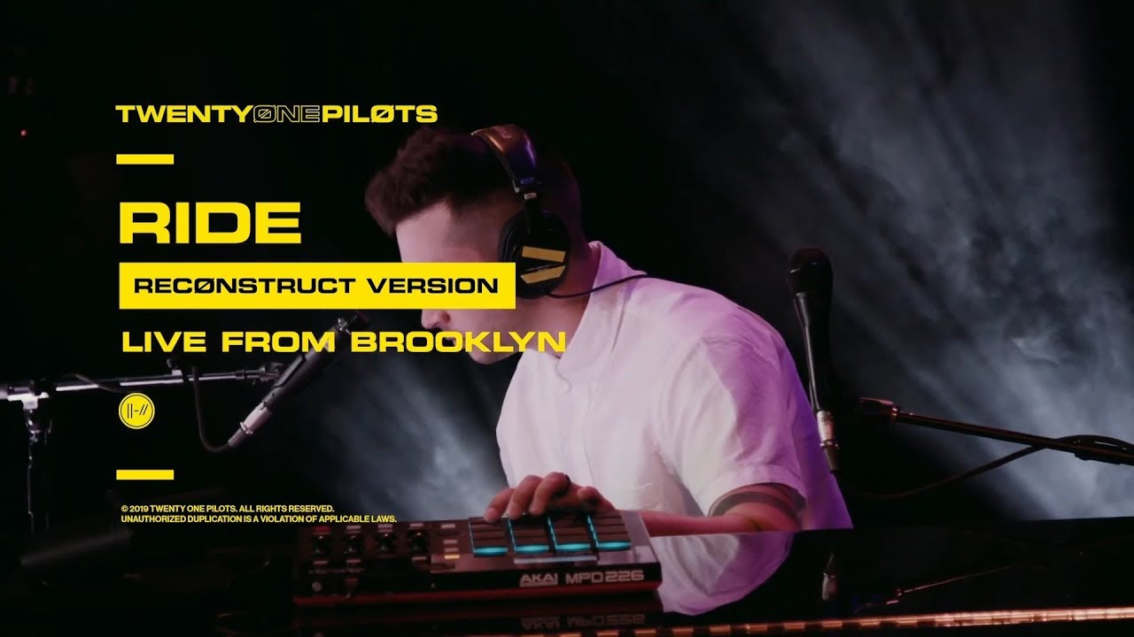 Twenty One Pilots - 