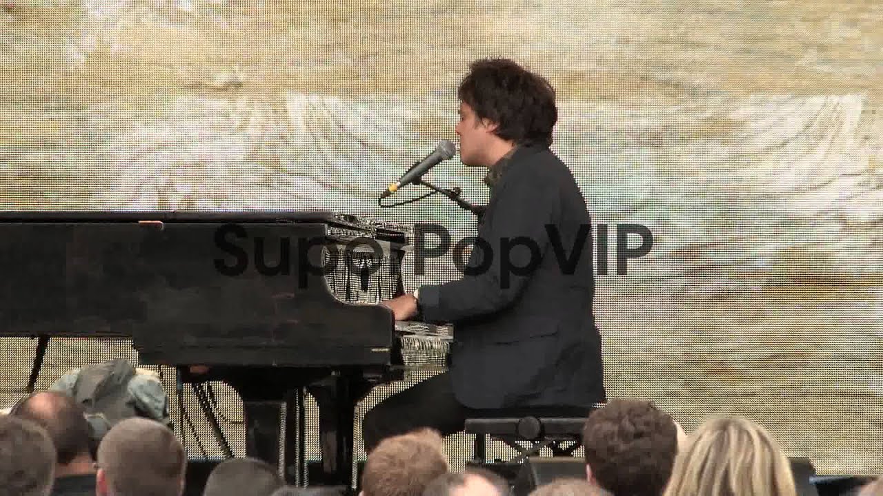 Jamie Cullum performs If I Ruled The World at Tate Modern...