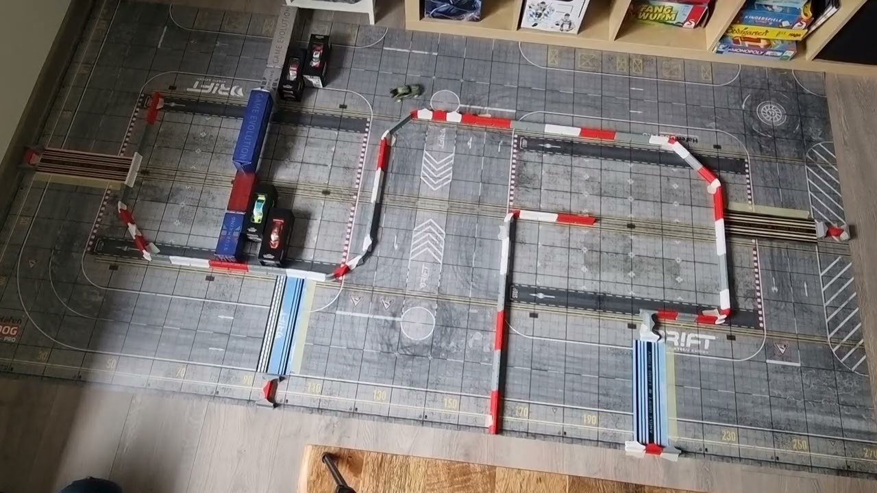 Dr!ft Online Games 2026 - Almost a corner Race