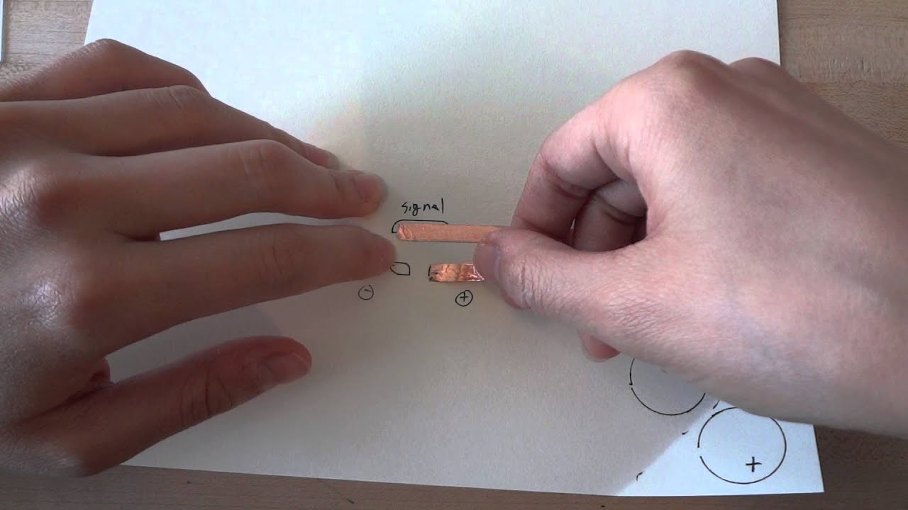 Sound Sensors Sticker: designing and building the circuit