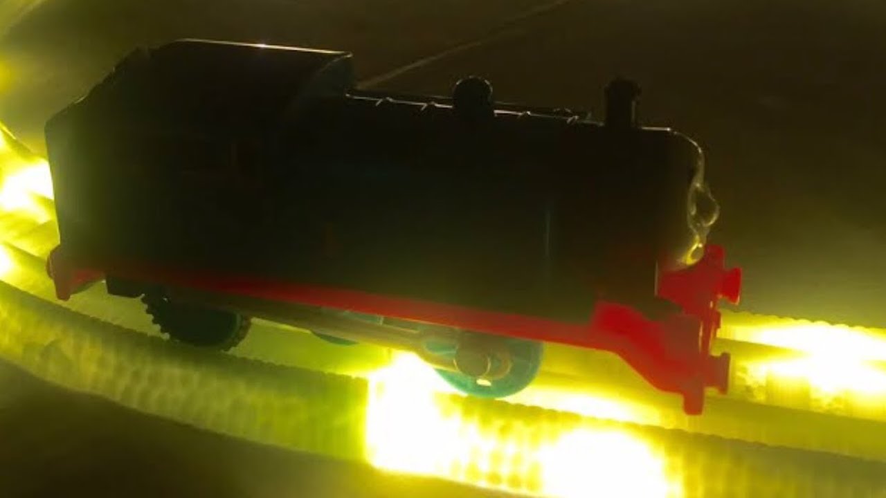 Thomas and Friends Trackmaster Glow In The Dark Track Pack