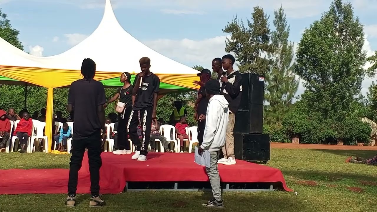 I approve this message 👀🧐🤓💆🏿‍♂️🎤🇰🇪✊🏿