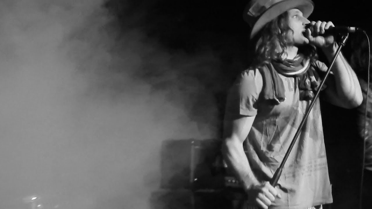 Dirty Honey - Tour Diary [1]